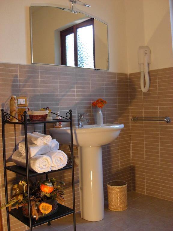 Pietra Preziosa Bed & Breakfast Pietra Ligure Szoba fotó